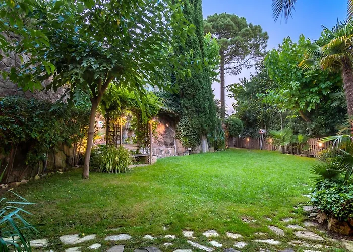 Ght Neptuno-tossa & Venus Tossa de Mar